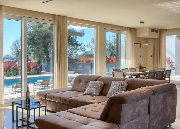 Modern Gloria With Pool In Vabriga Βίλα Tar-Vabriga