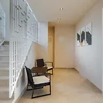 Modern Gloria With Pool In Vabriga