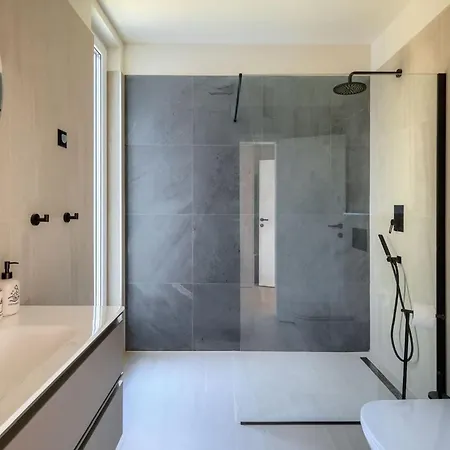 Modern Gloria With Pool In Vabriga Villa *