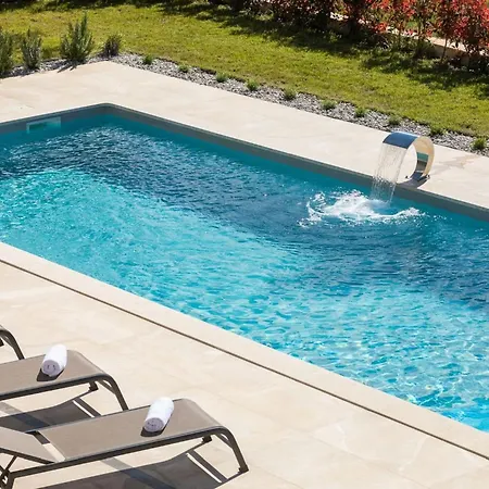 Villa Modern Gloria With Pool In Vabriga *