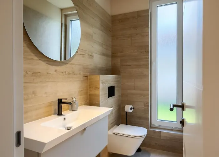 Modern Gloria With Pool In Vabriga