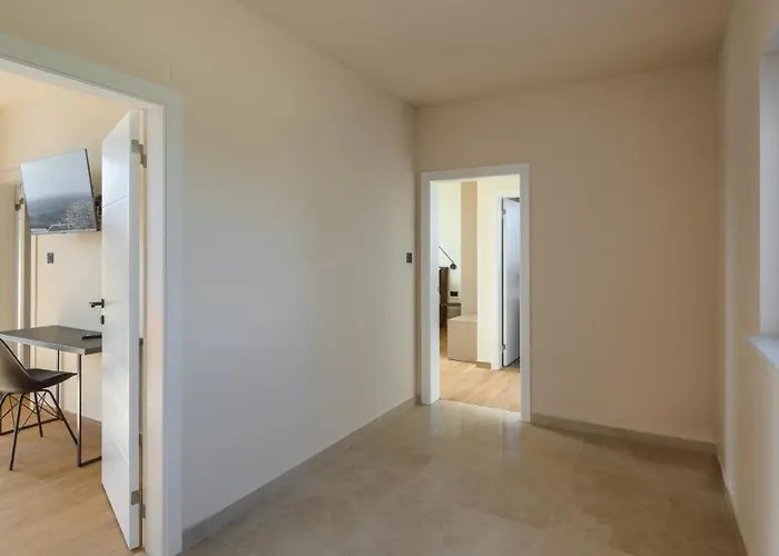 Modern Gloria With Pool In Vabriga * Tar-Vabriga